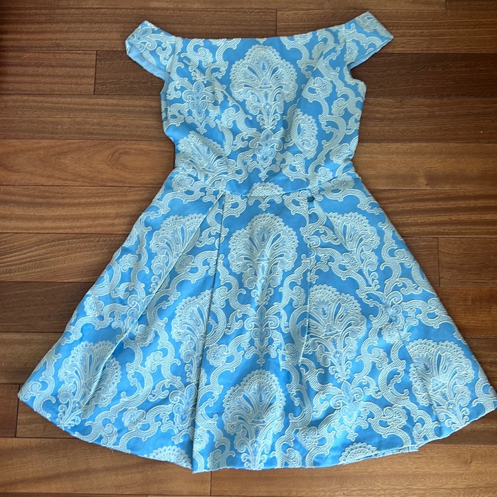 Topshop petite fitted and flare baroque embroidered white and blue